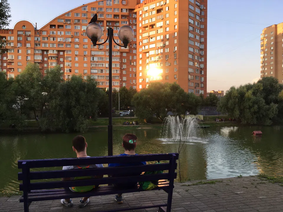 Парк у пруда с лебедями, фото 17