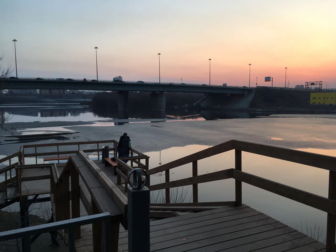 Парк у воды с причалом, фото 22