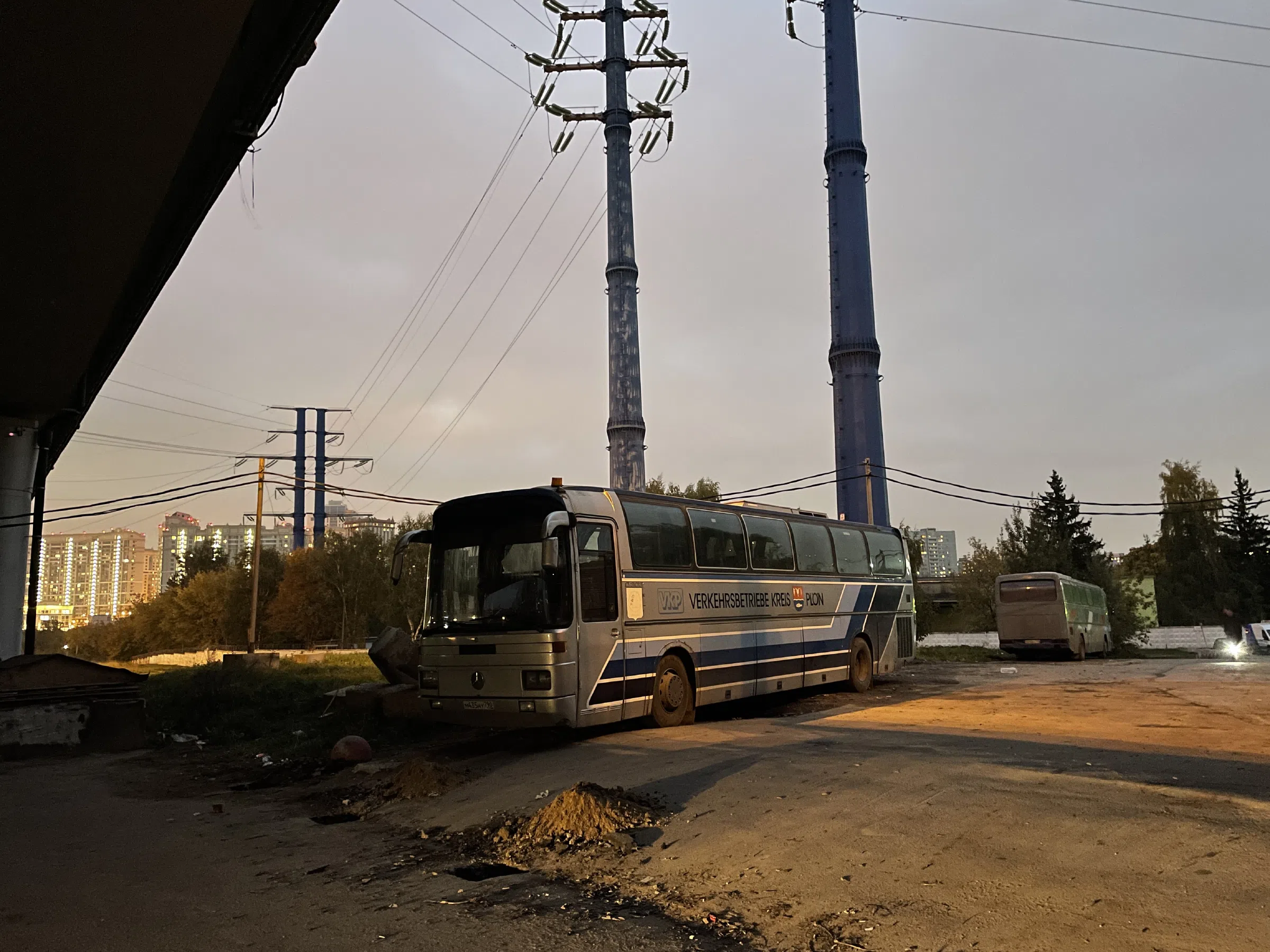 Парковка под путепроводом, фото 20