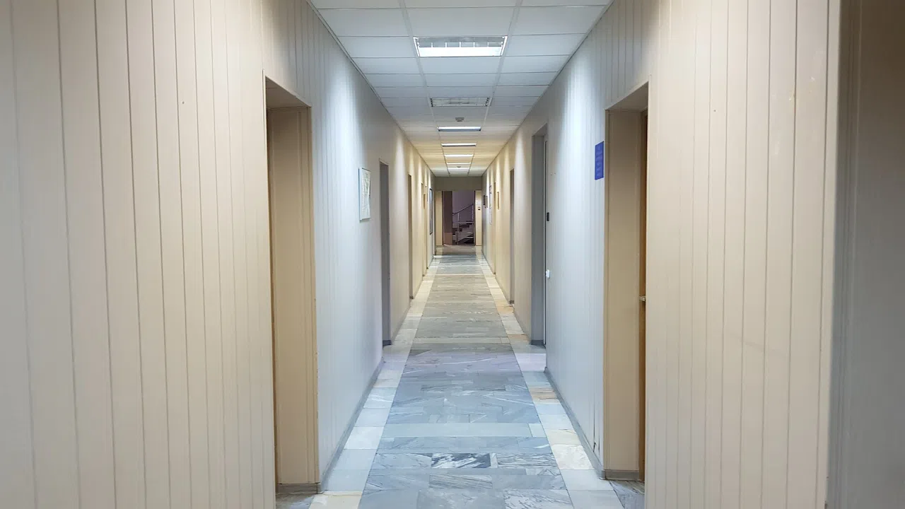 Классический офисный коридор, фото 2