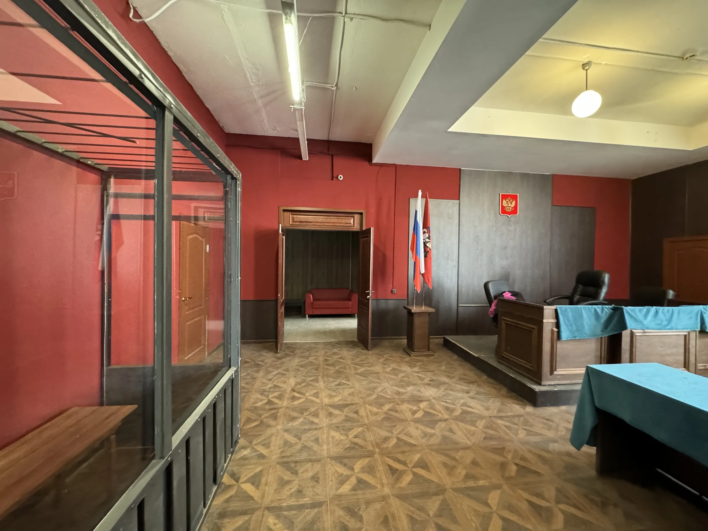Зал судебных заседаний, фото 12