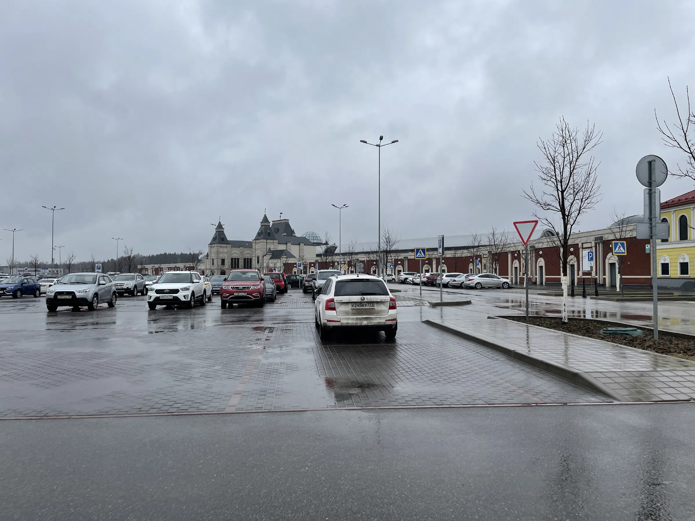 Парадная парковка с аркой, фото 11