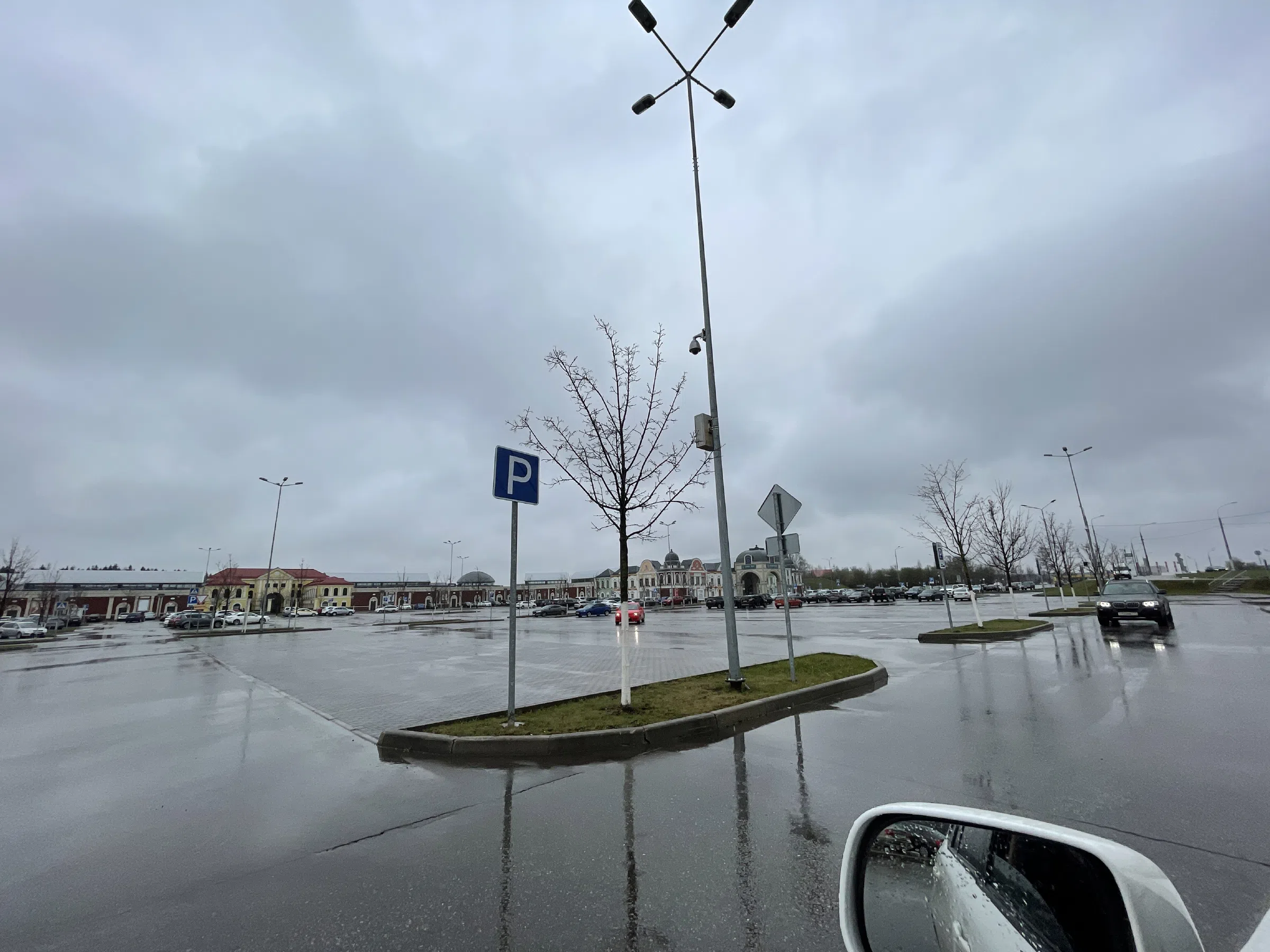 Парадная парковка с аркой, фото 7