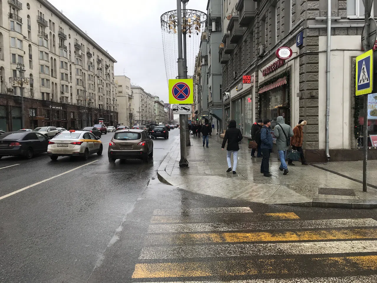 Кафе в угловом здании, фото 13