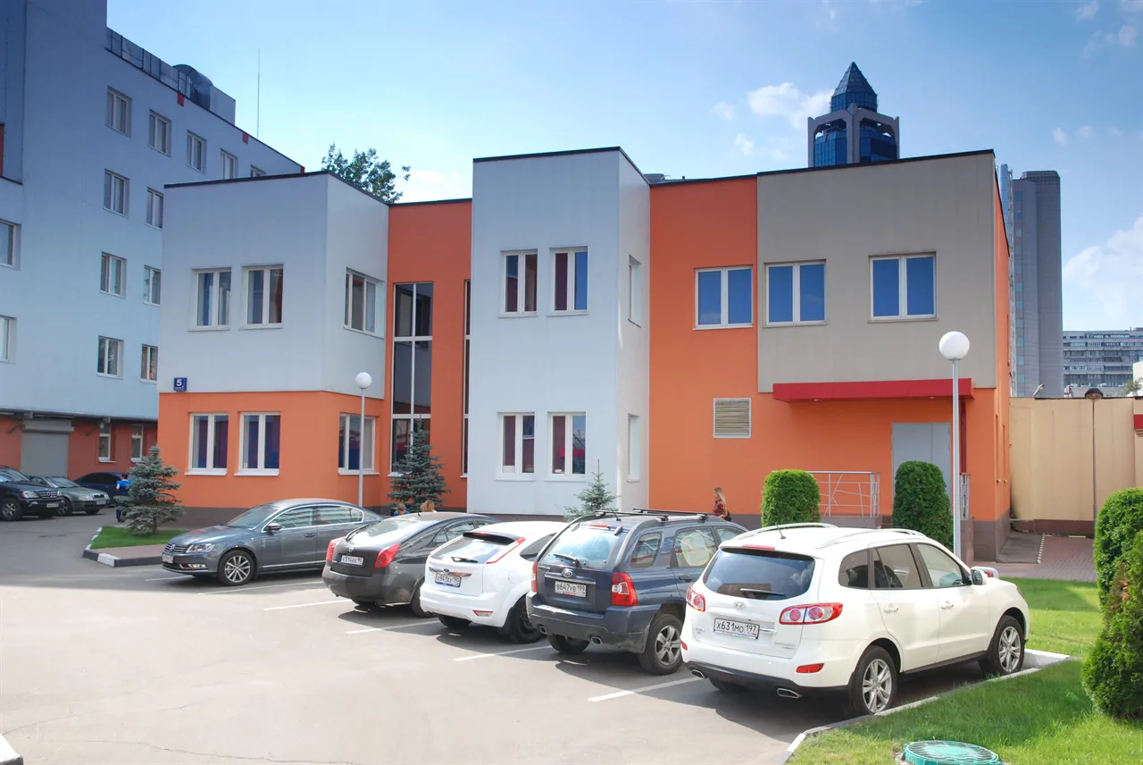 Бизнес-центр в городе, фото 2
