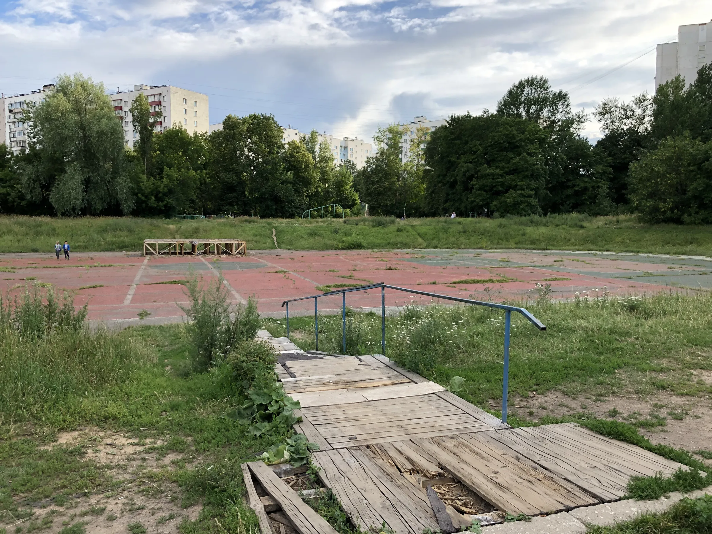 Зеленый парк у воды, фото 15