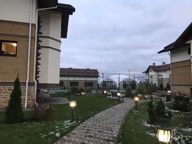 Ряд коттеджей с террасами, фото 8