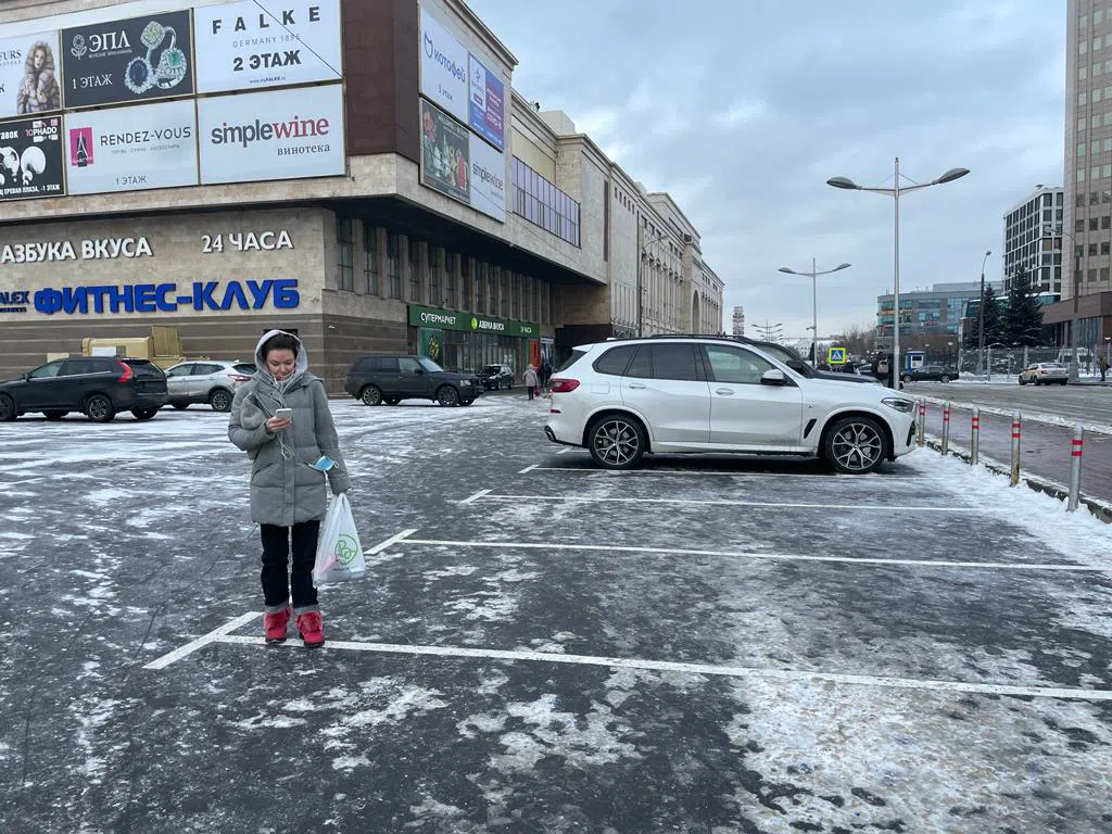 Административное здание с судом, фото 1