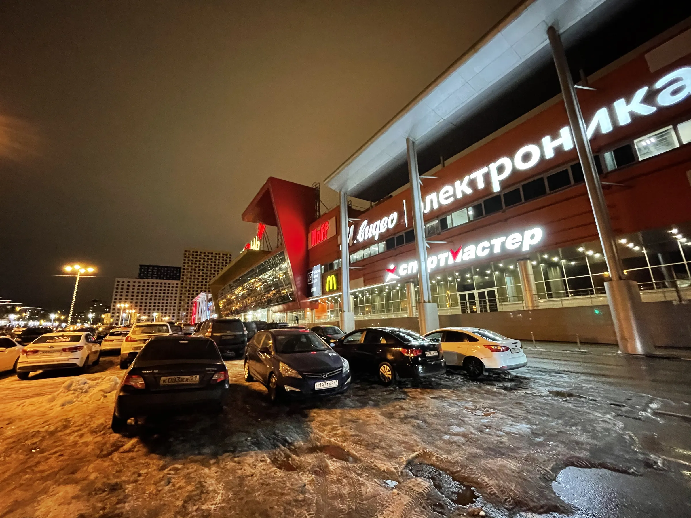 Торговый центр с классическим интерьером, фото 2