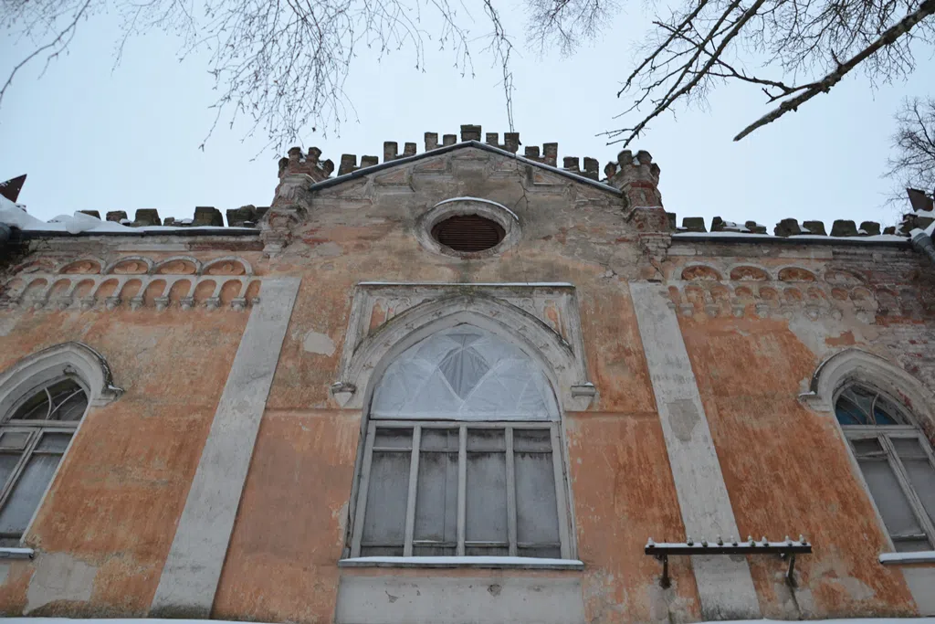 Заброшенное готическое поместье, фото 7