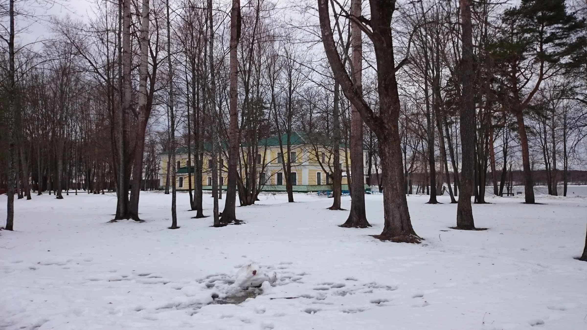 Храм в зимнем парке, фото 2
