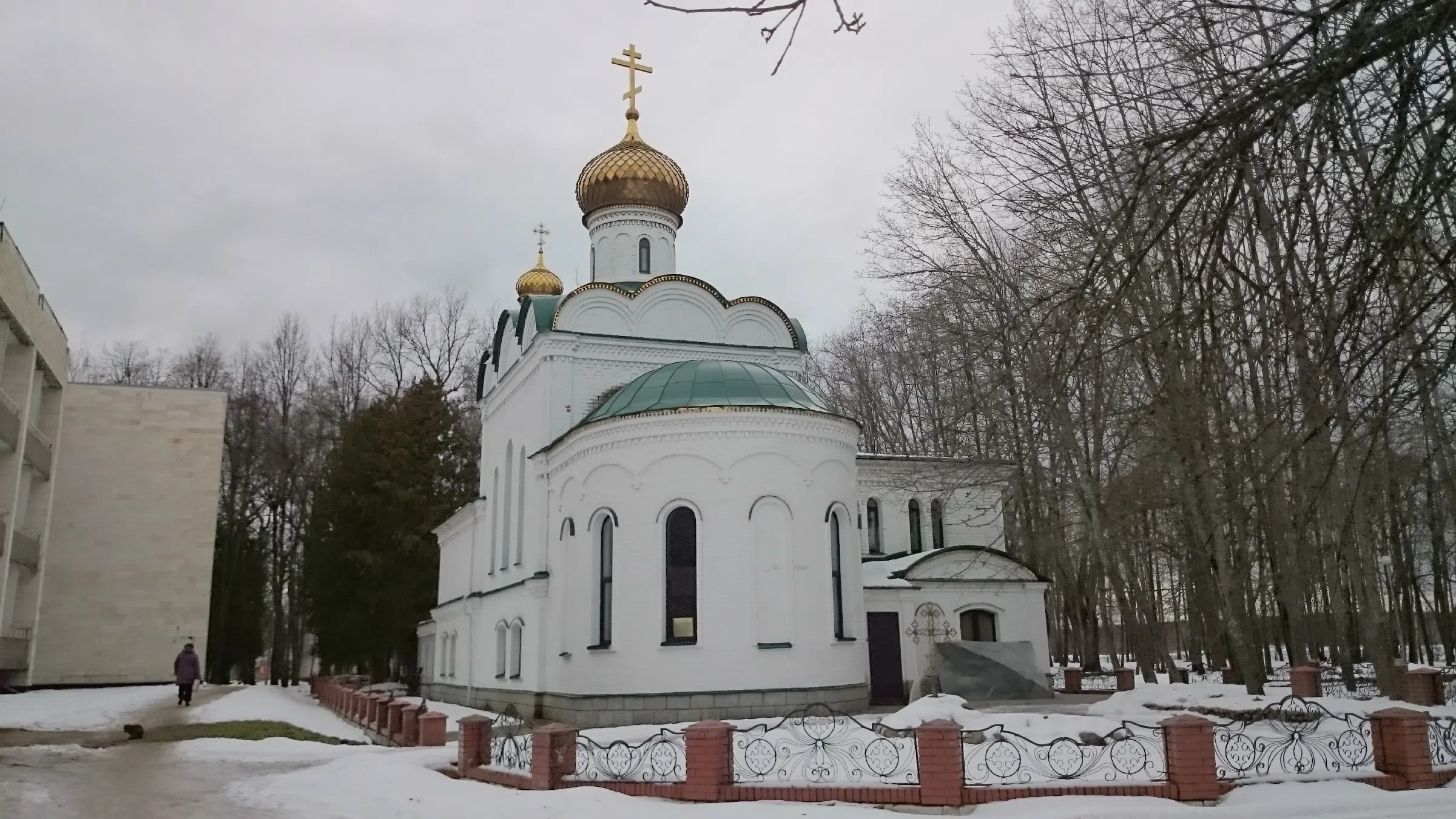 Храм в зимнем парке, фото 4