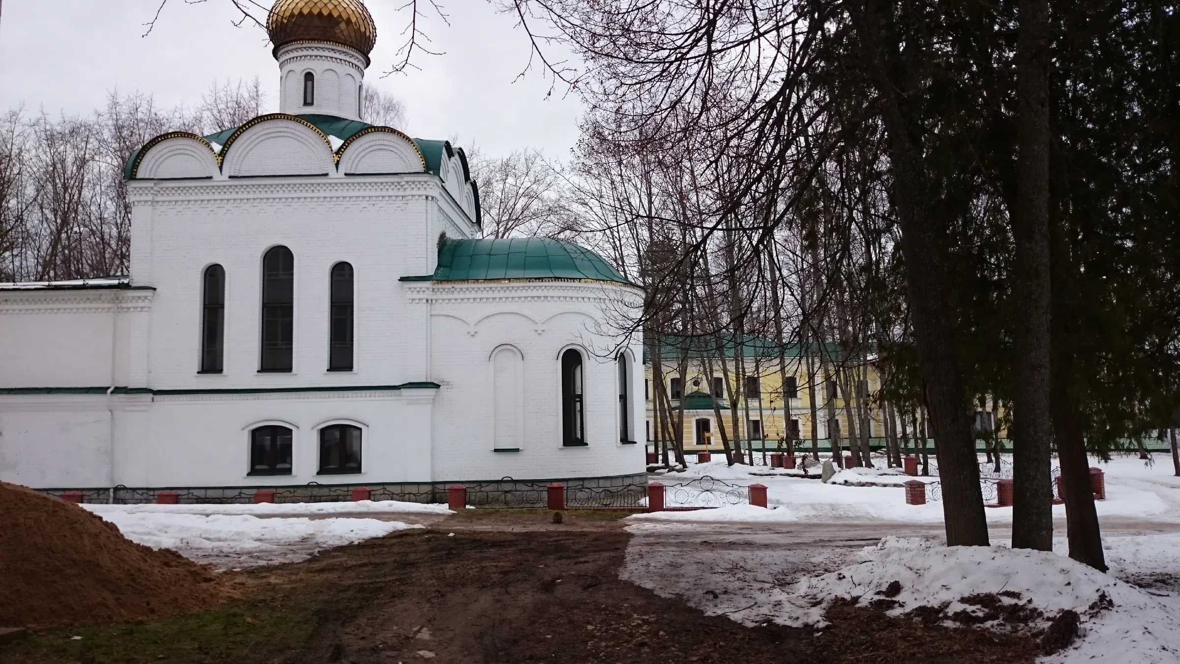 Храм в зимнем парке, фото 8
