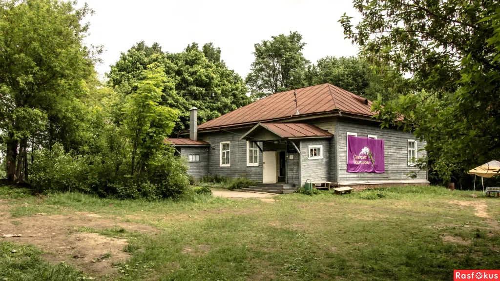 Старинная дача у пруда, фото 7