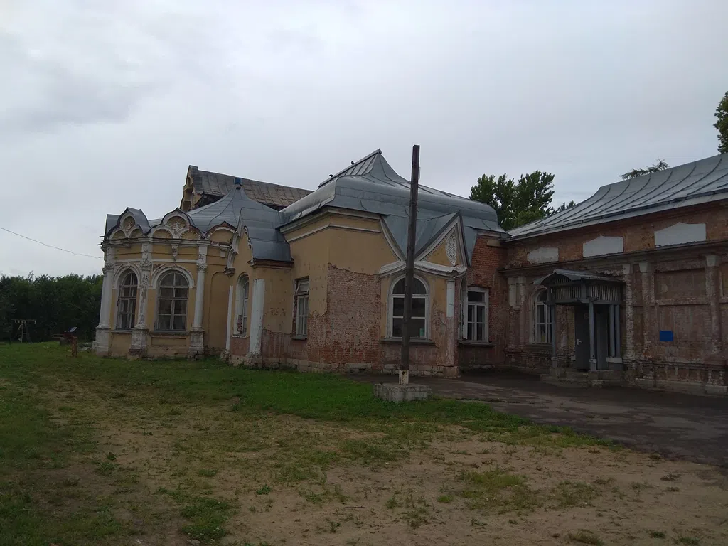 Усадьба с башенками, фото 1