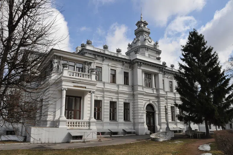 Усадьба с часовой башней, фото 16