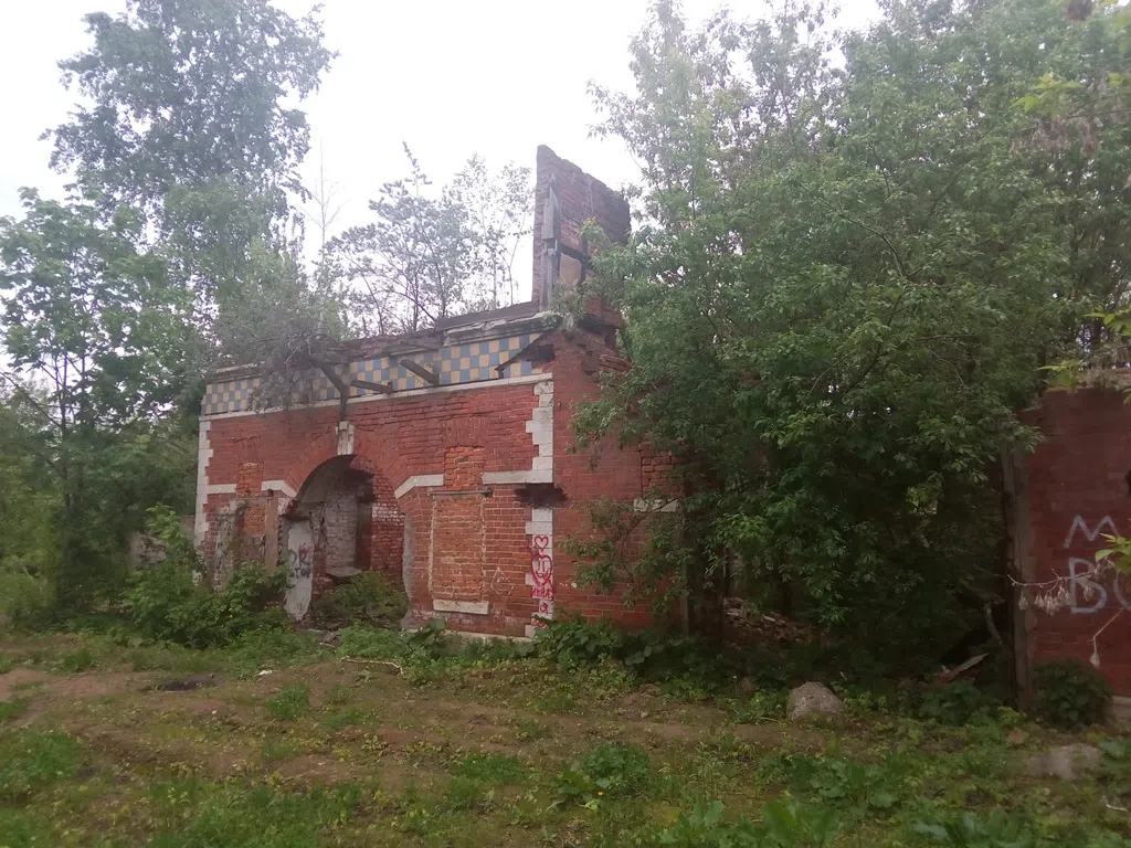 Усадьба с башенкой и балконом, фото 15