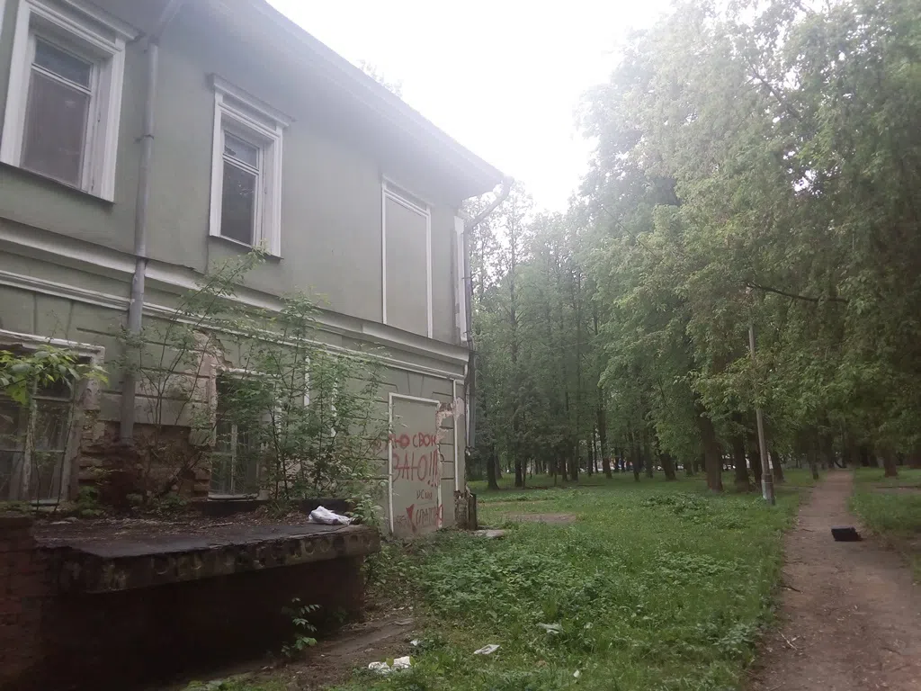 Усадьба с башенкой и балконом, фото 10