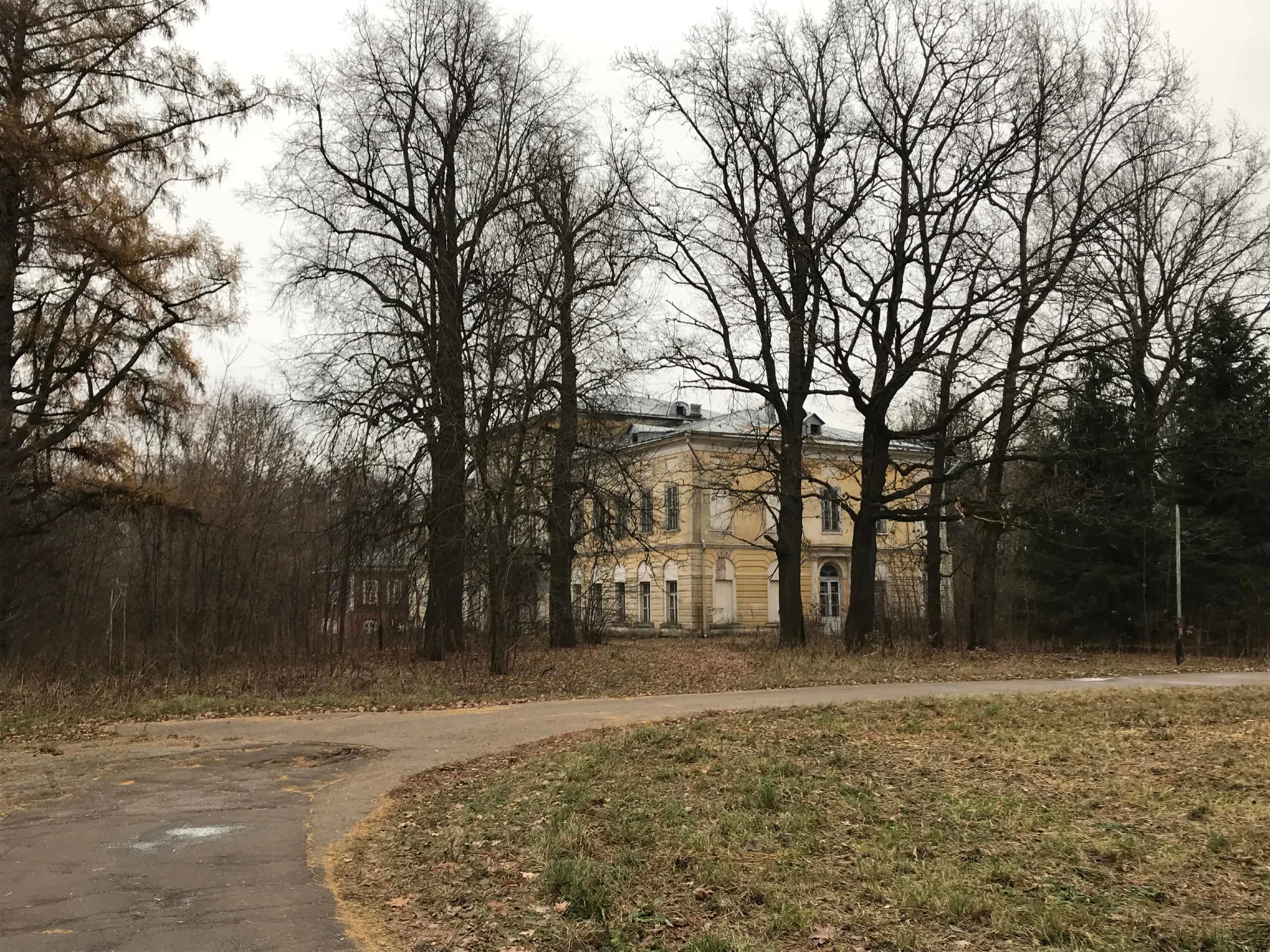 Классическая усадьба в лесу, фото 17