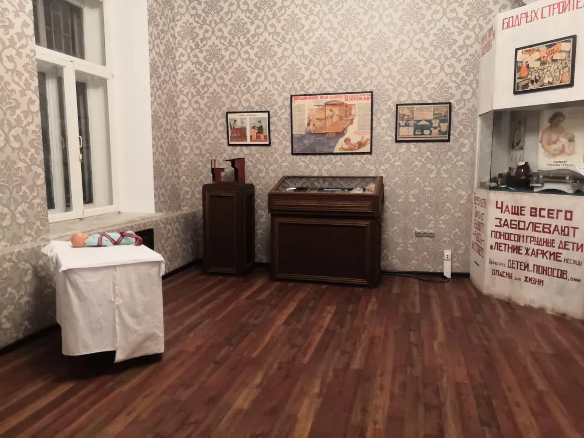 Парадная лестница музея, фото 20