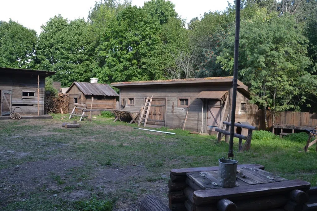 Деревенский кинодекор, фото 3