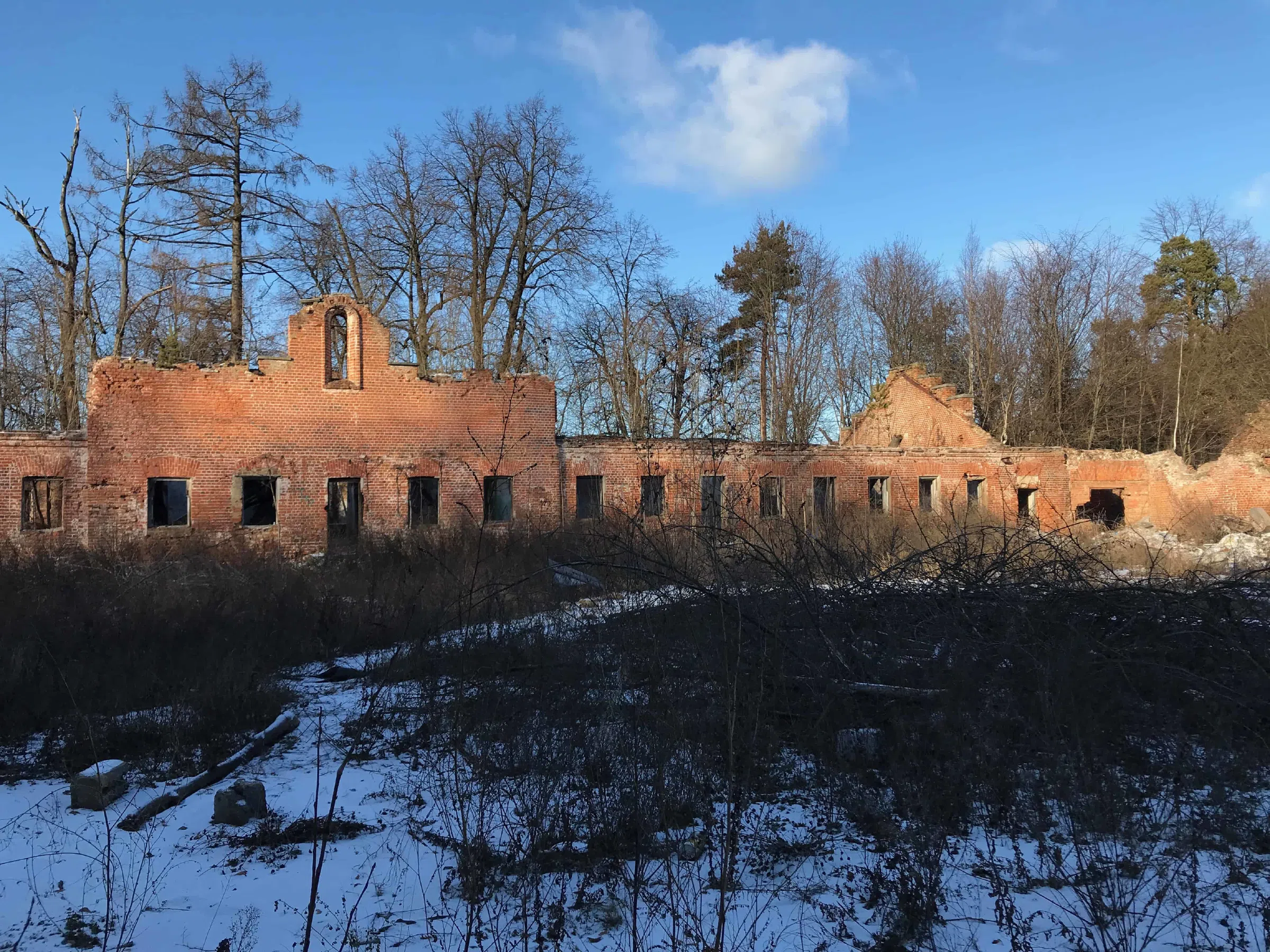 Руины красного кирпича, фото 10