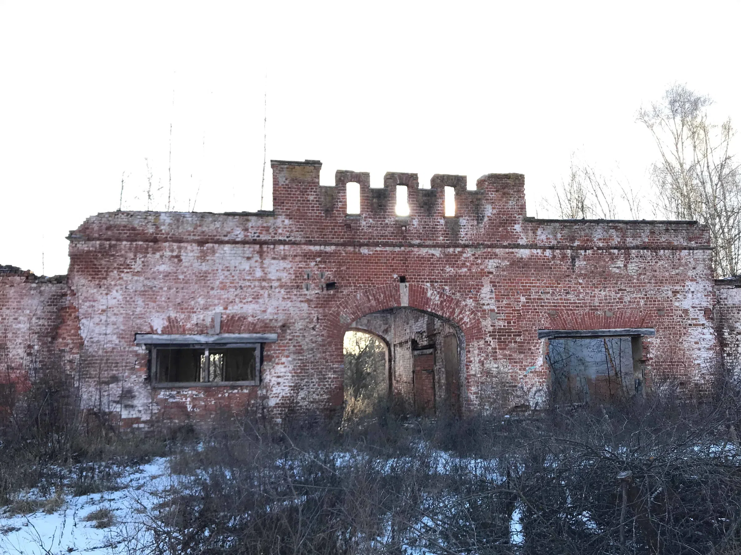 Руины красного кирпича, фото 7