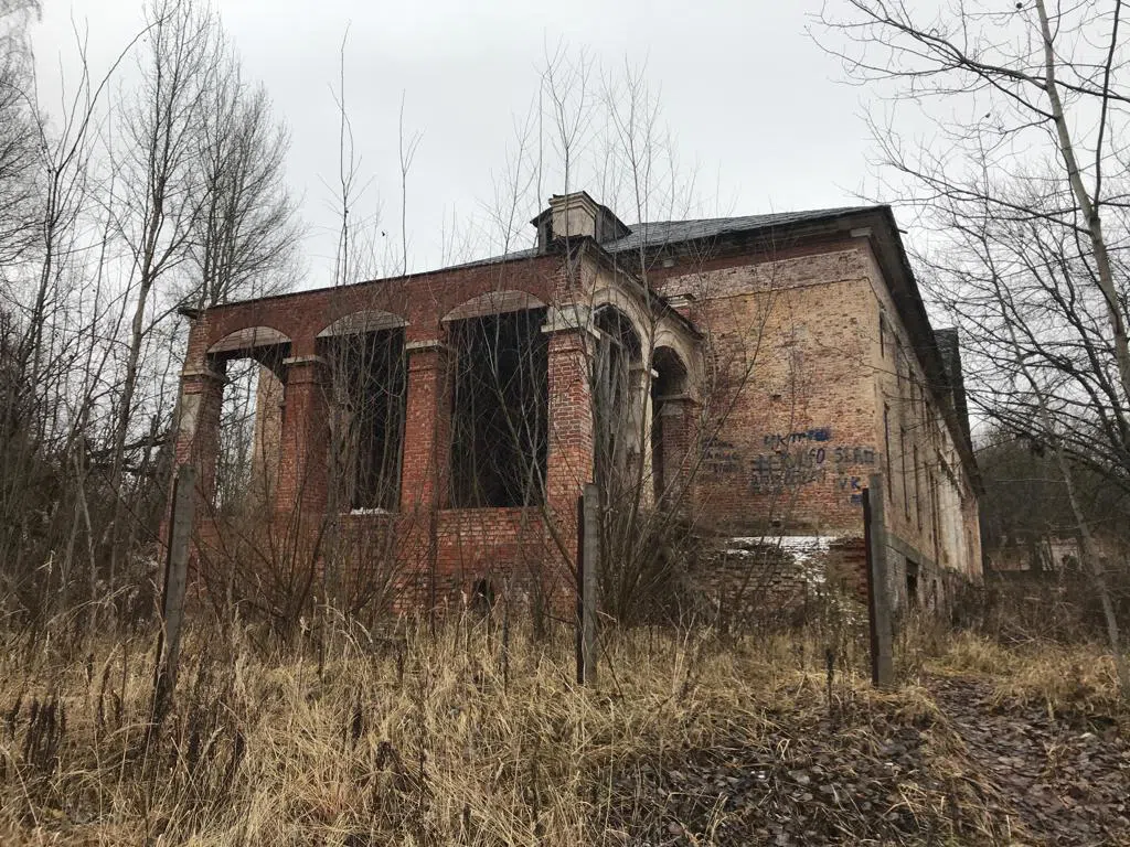 Заброшенная усадьба Колоннада, фото 1