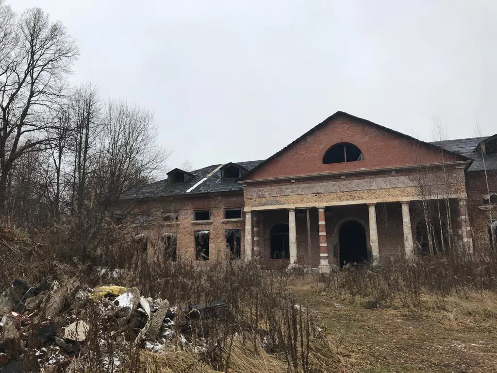 Заброшенная усадьба Колоннада, фото 20