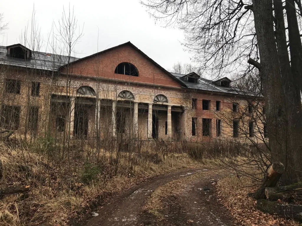 Заброшенная усадьба Колоннада, фото 15