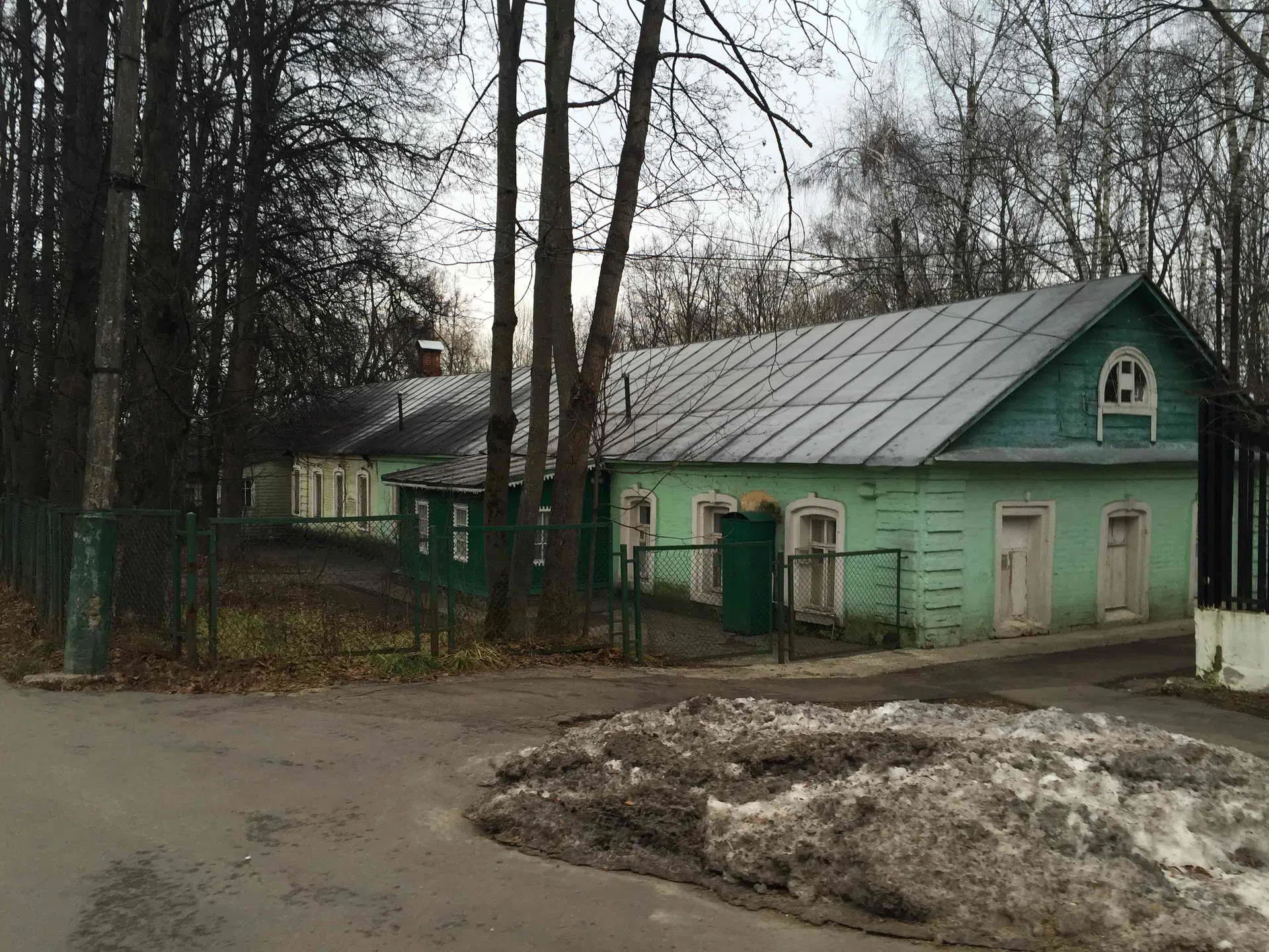 Кабинет на фоне леса, фото 7