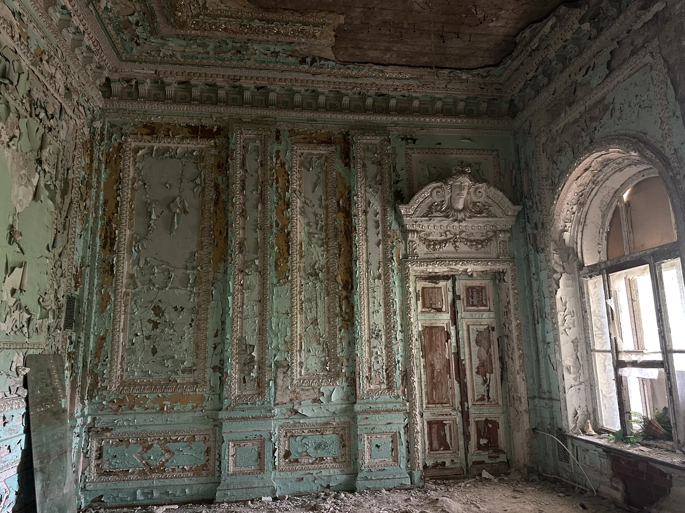 Заброшенная имперская усадьба, фото 22
