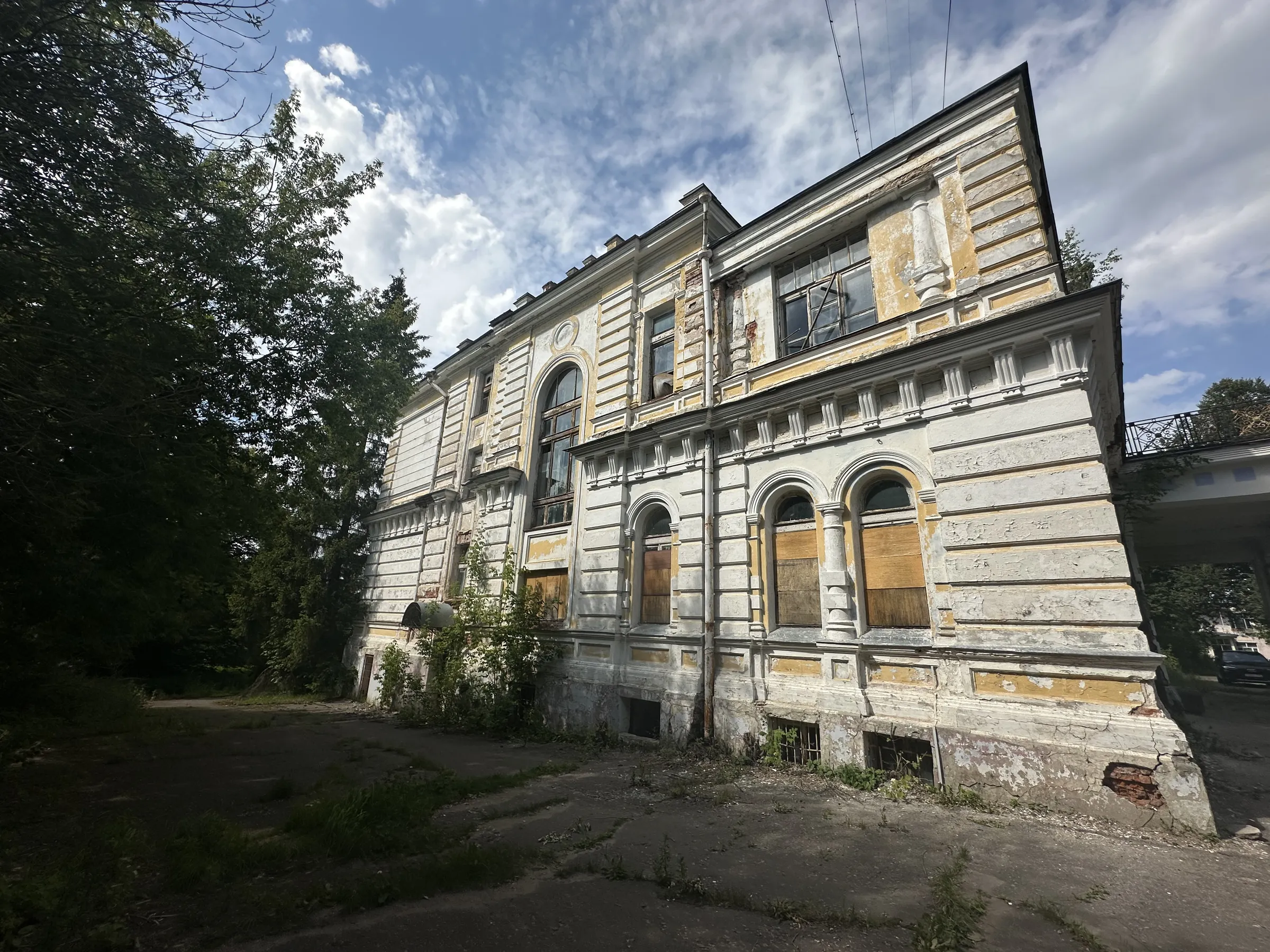 Заброшенная имперская усадьба, фото 6