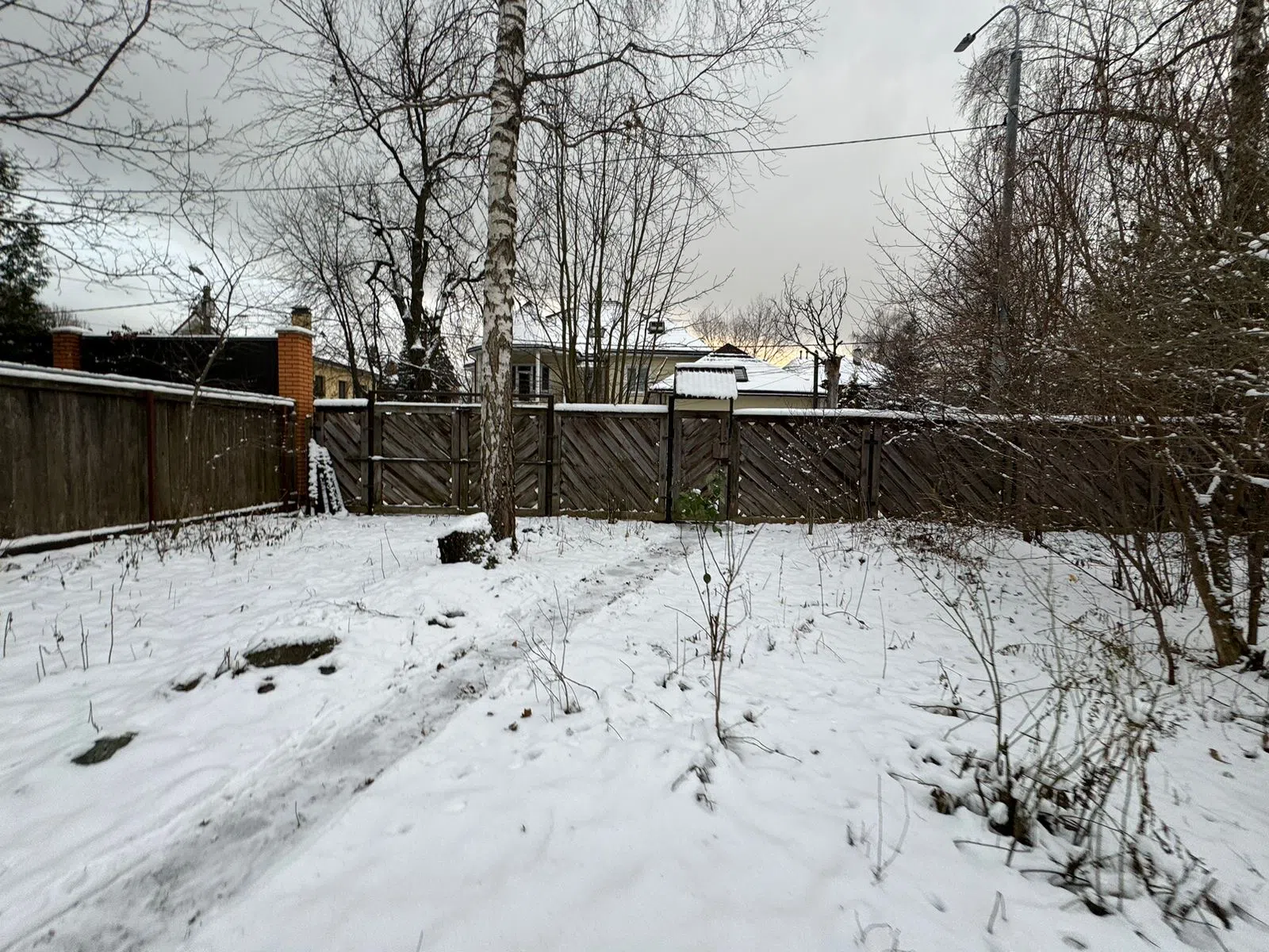 Ретро-дача в заснеженном лесу, фото 21