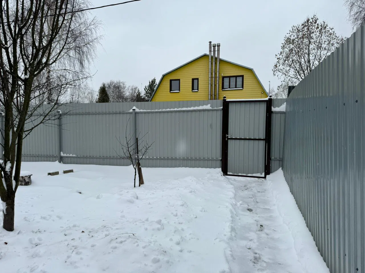 Дача с крыльцом и верандой, фото 1
