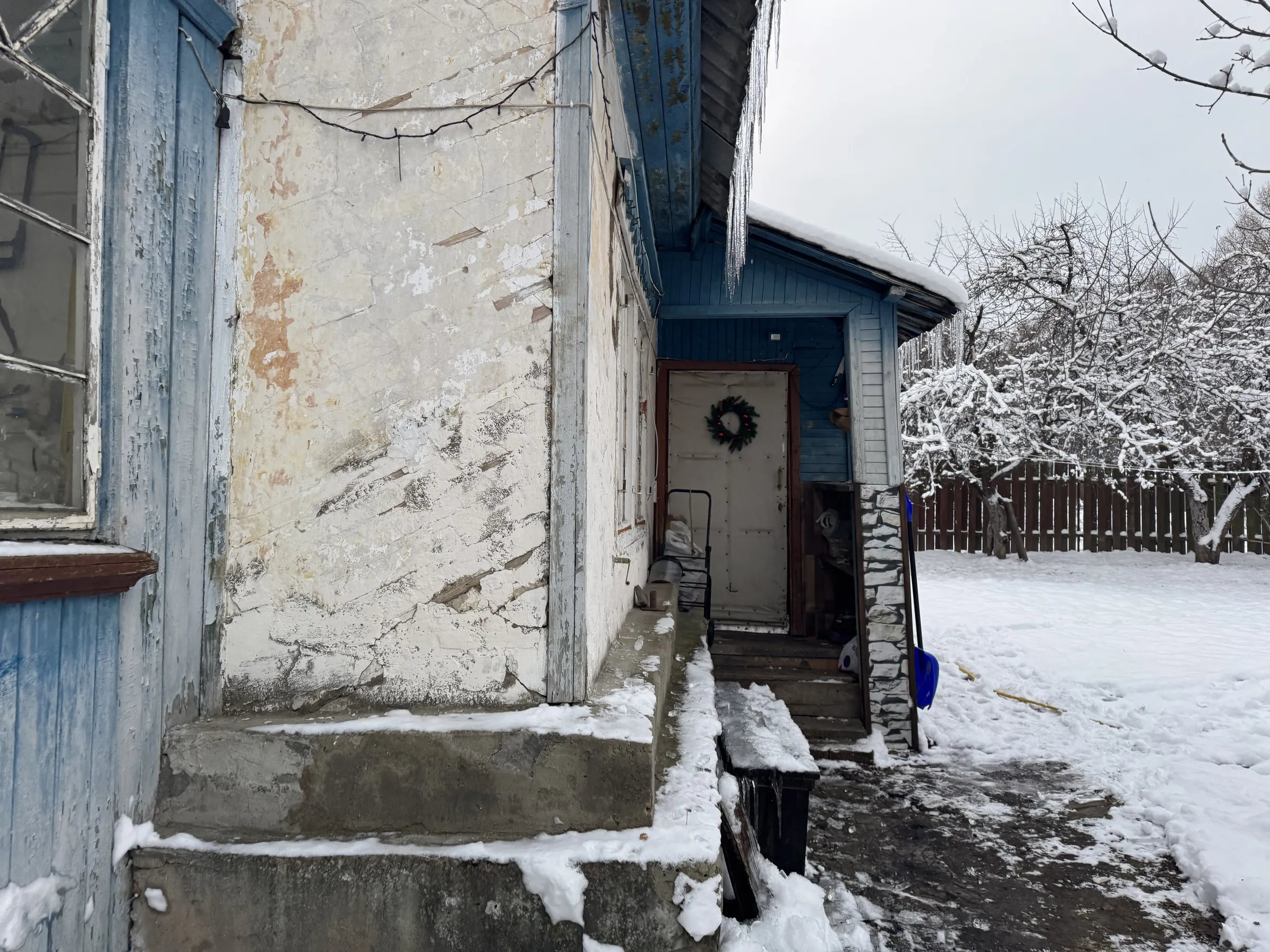 Старая дача с верандой, фото 10