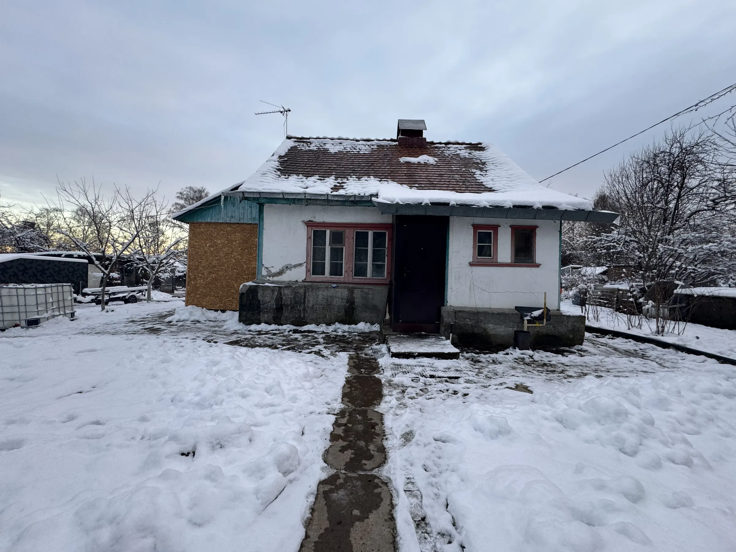 Ретро-гараж в лесу, фото 21