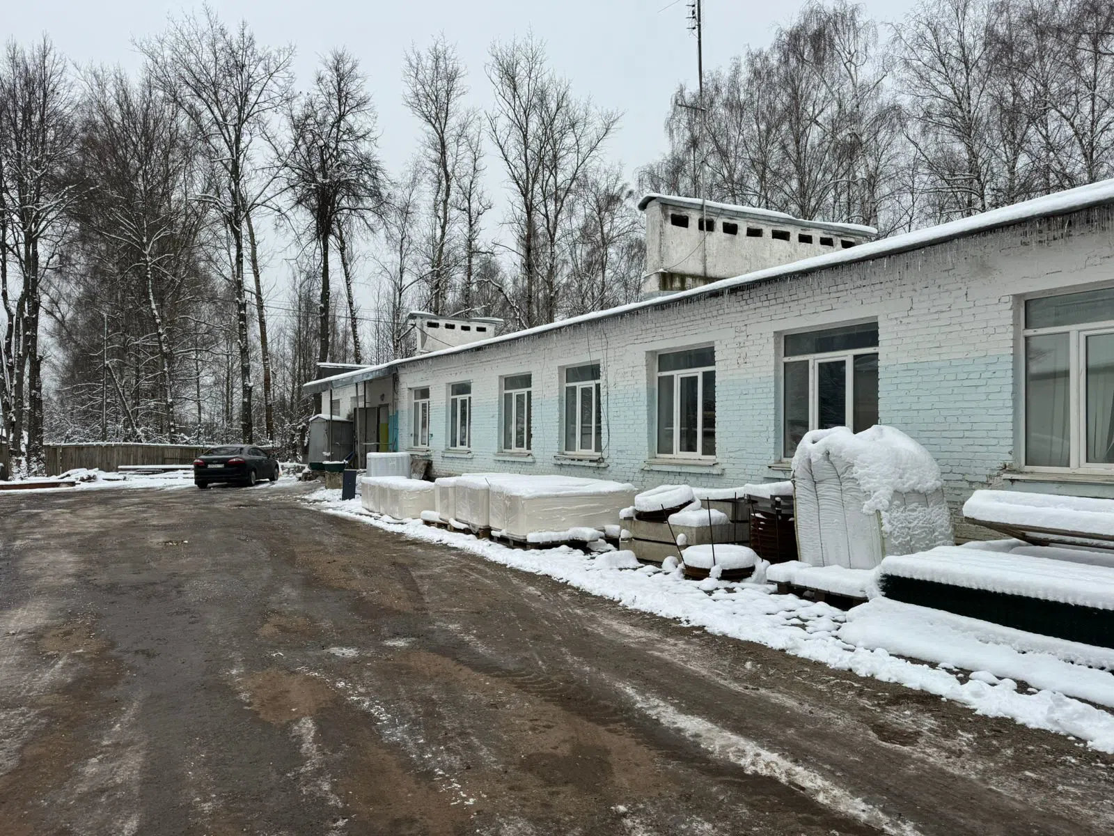 Заброшенное МБУ в лесу, фото 19