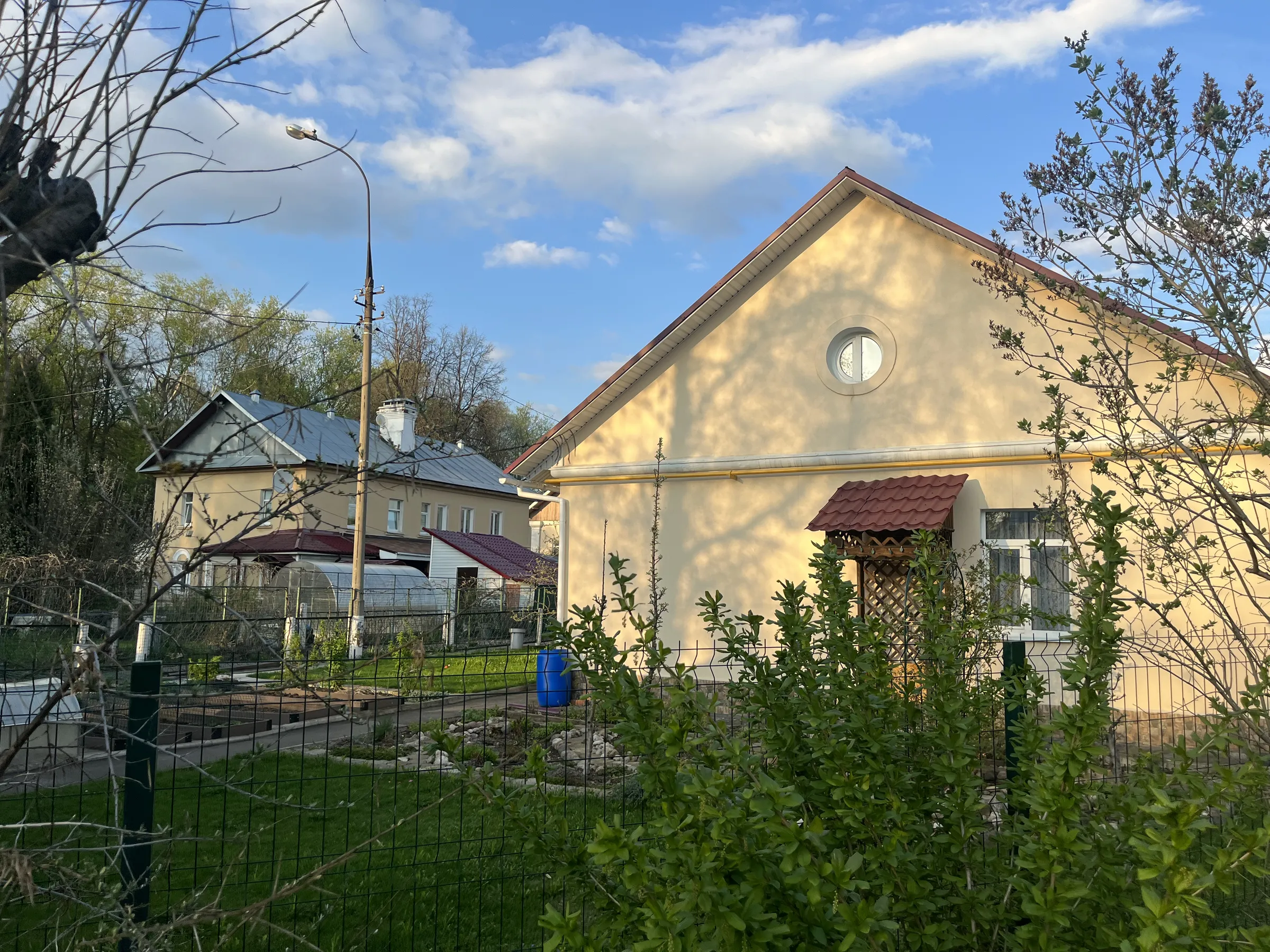 Дачный участок с домиками, фото 9
