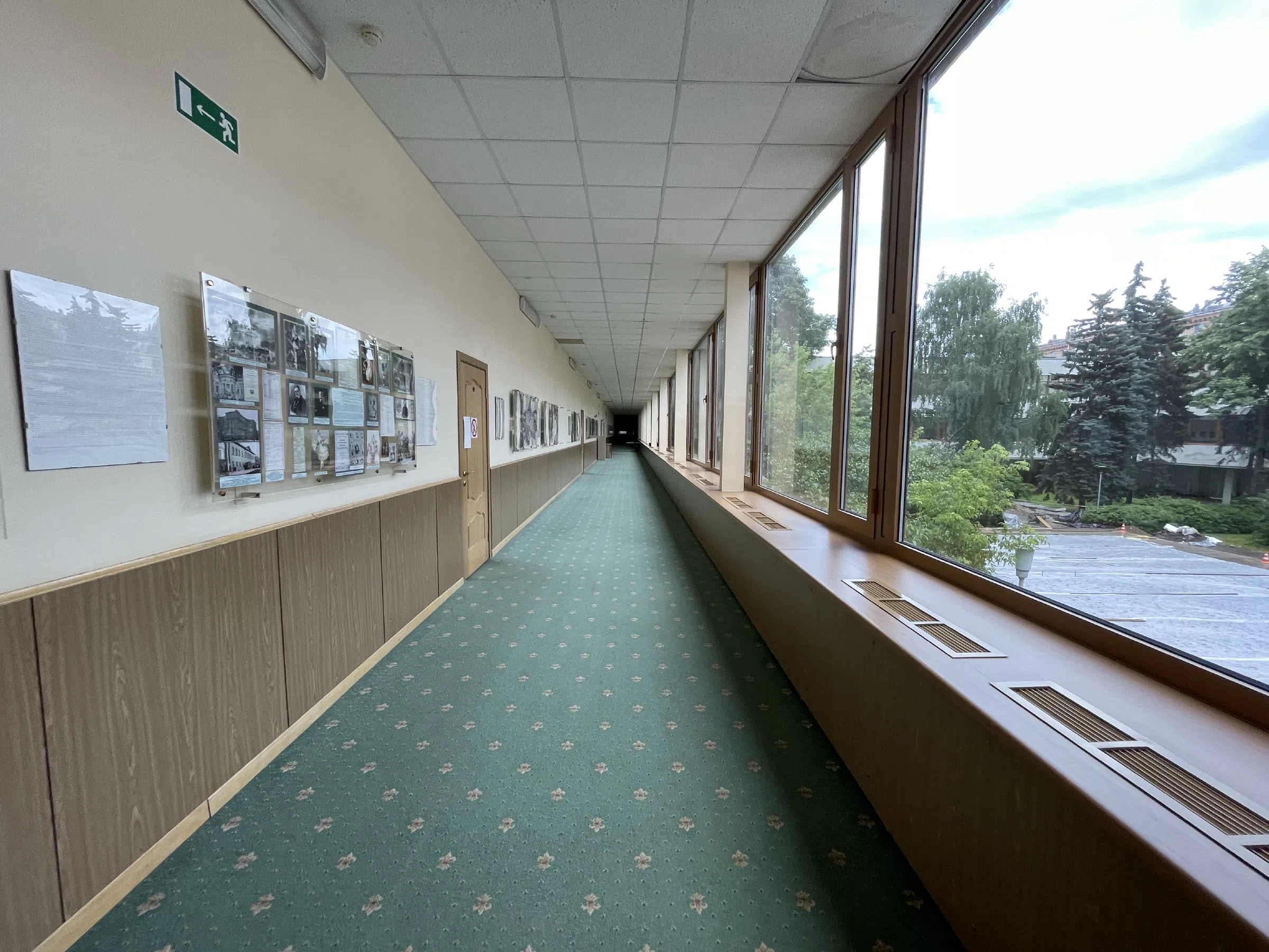 Театр с длинным коридором, фото 1