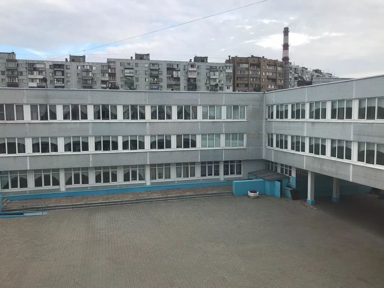 Школа с плиточным бассейном, фото 9
