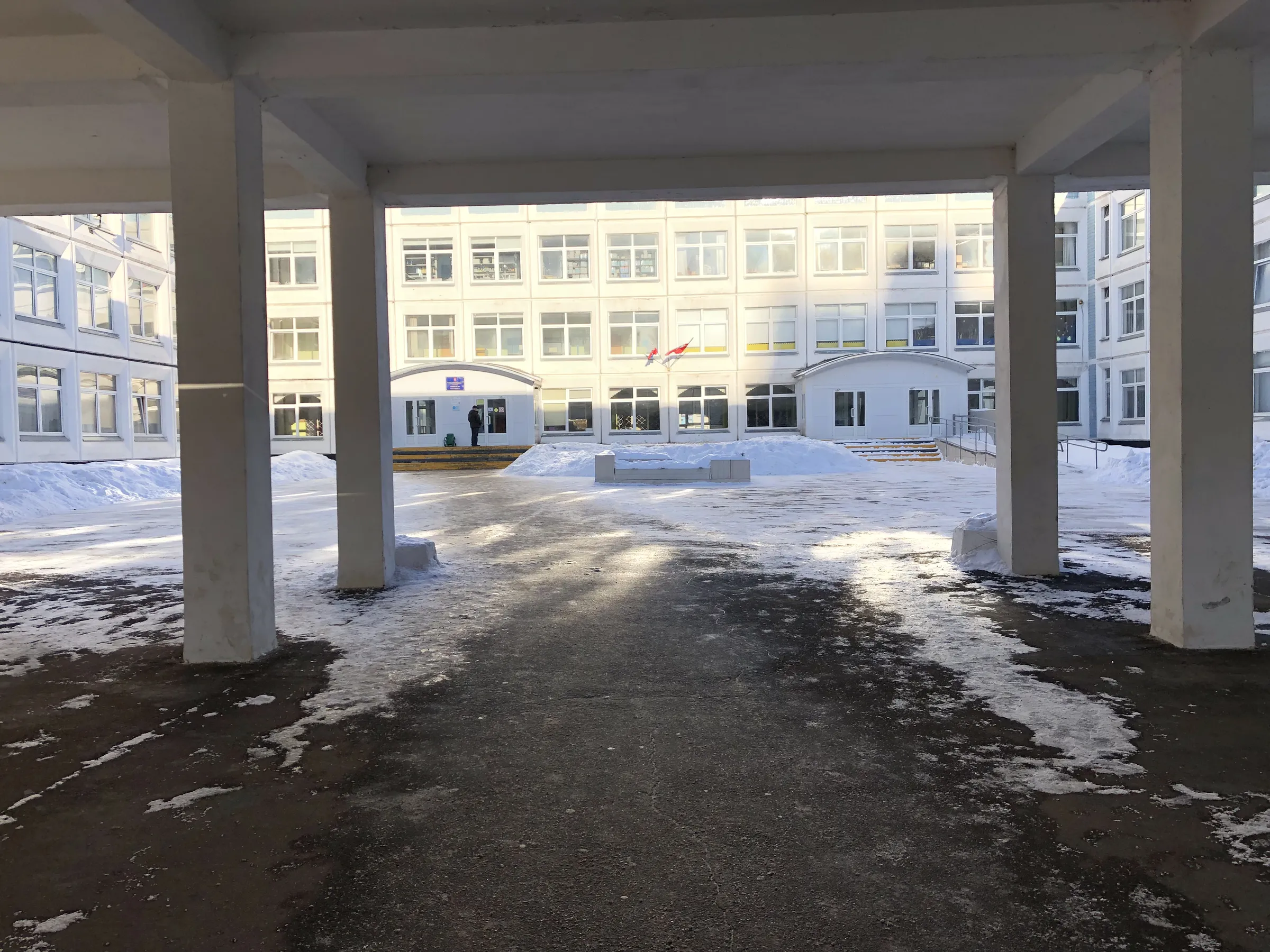 Школа в жилом массиве, фото 2