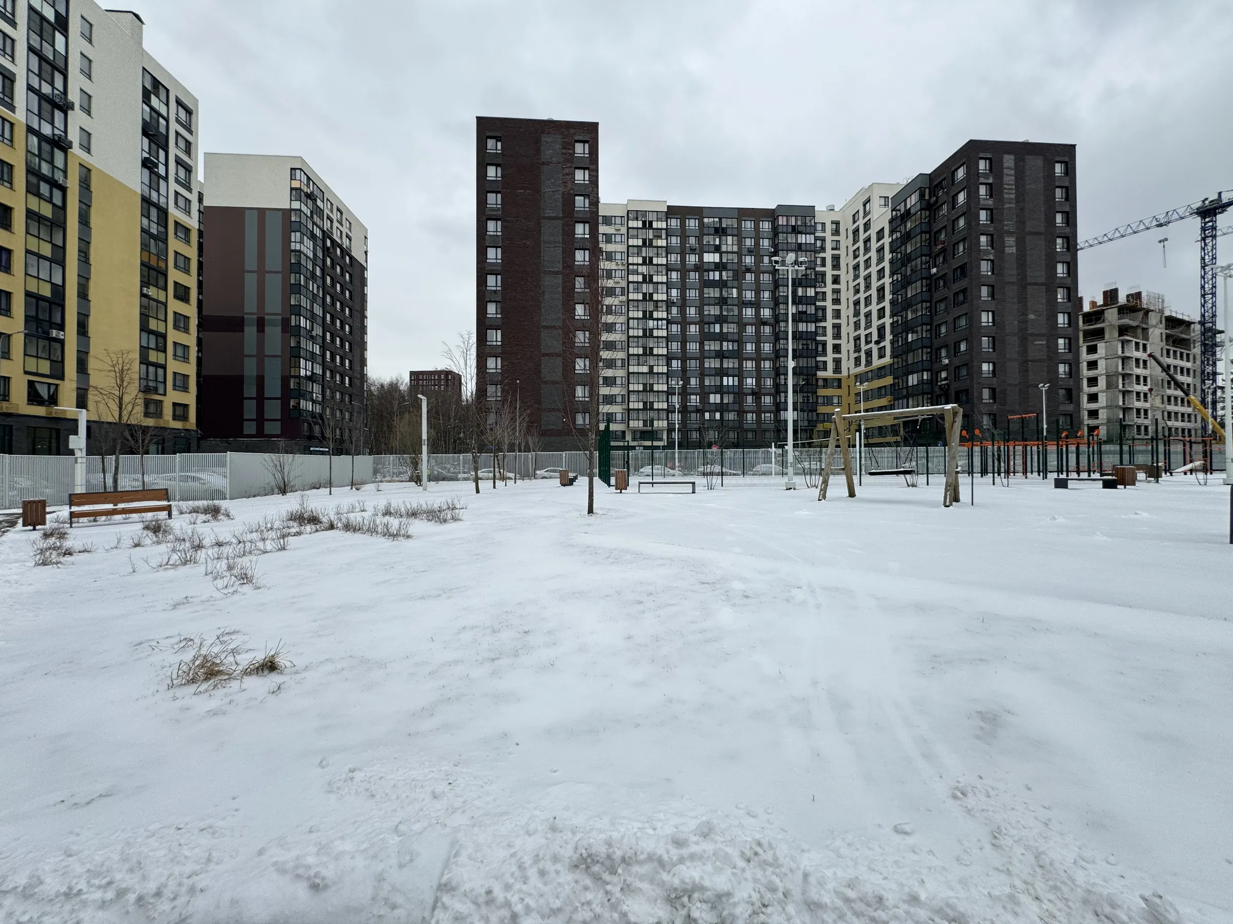 Коворкинг-атриум с лестницей, фото 2