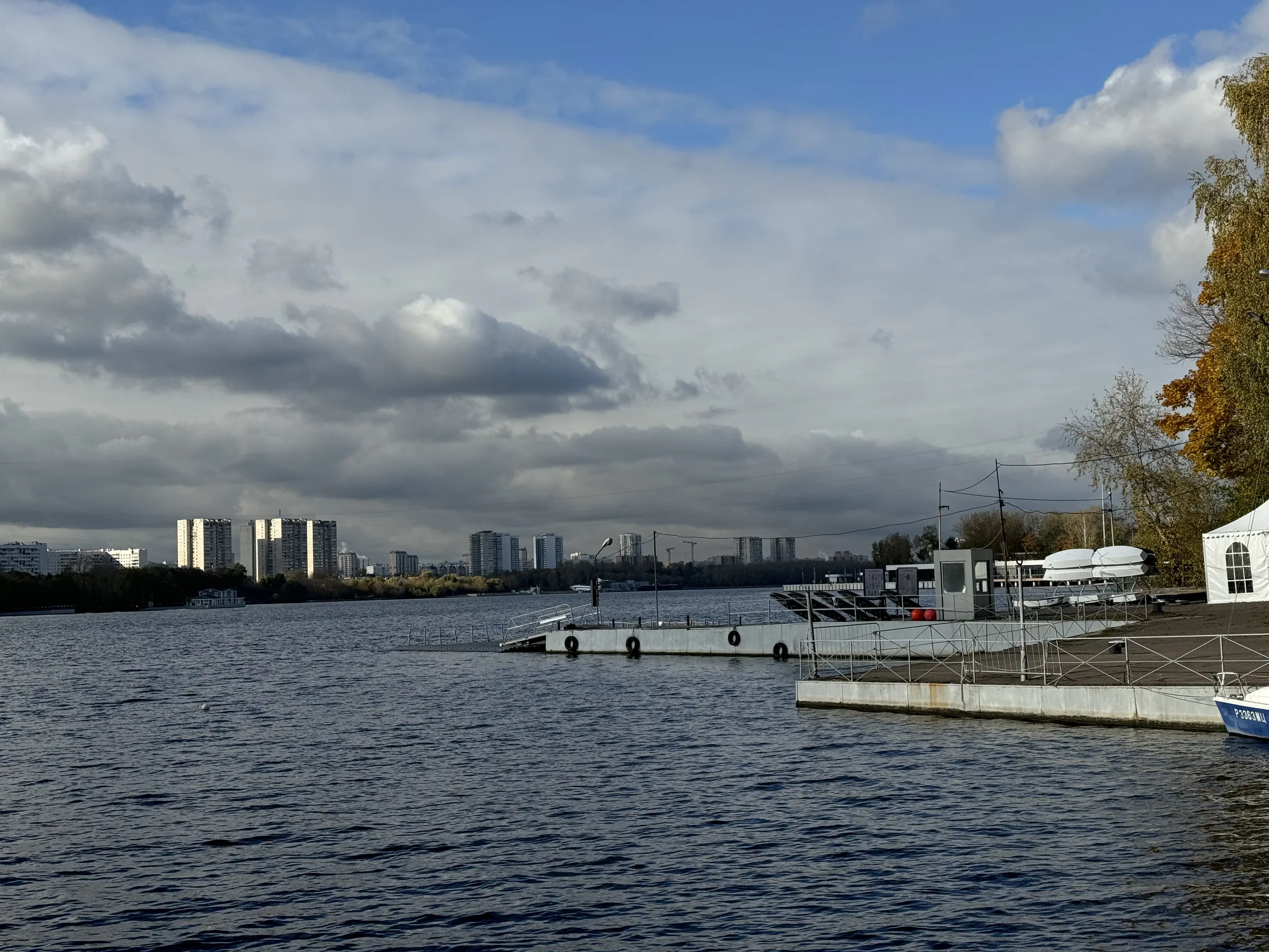 Яхт-клуб на воде, фото 17