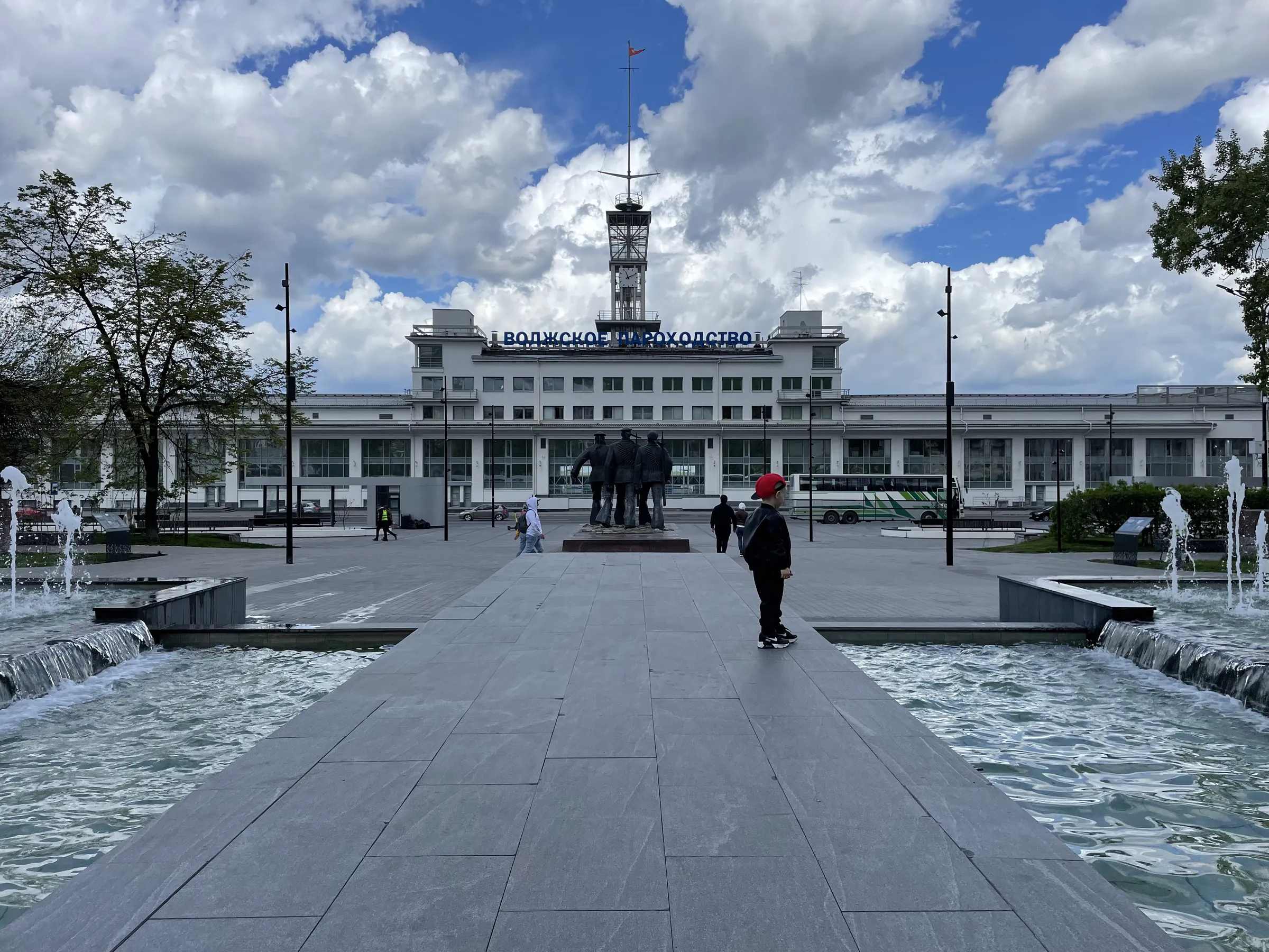 Набережная с кафе, фото 11