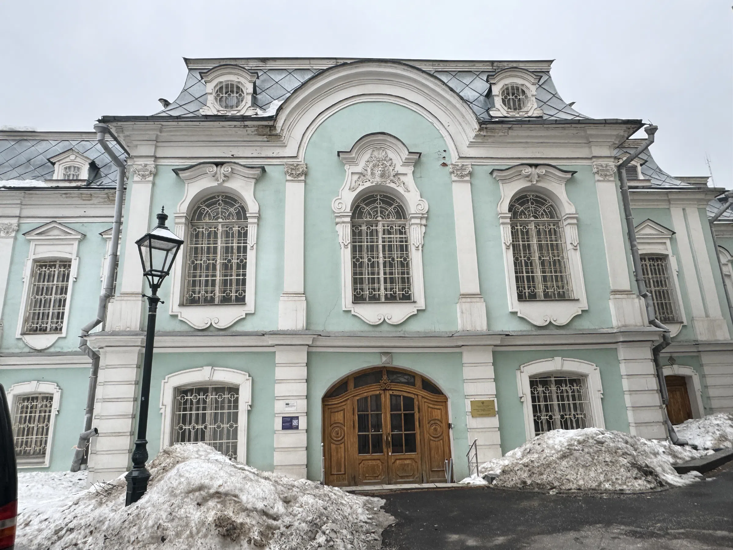 Классический особняк с арками, фото 2