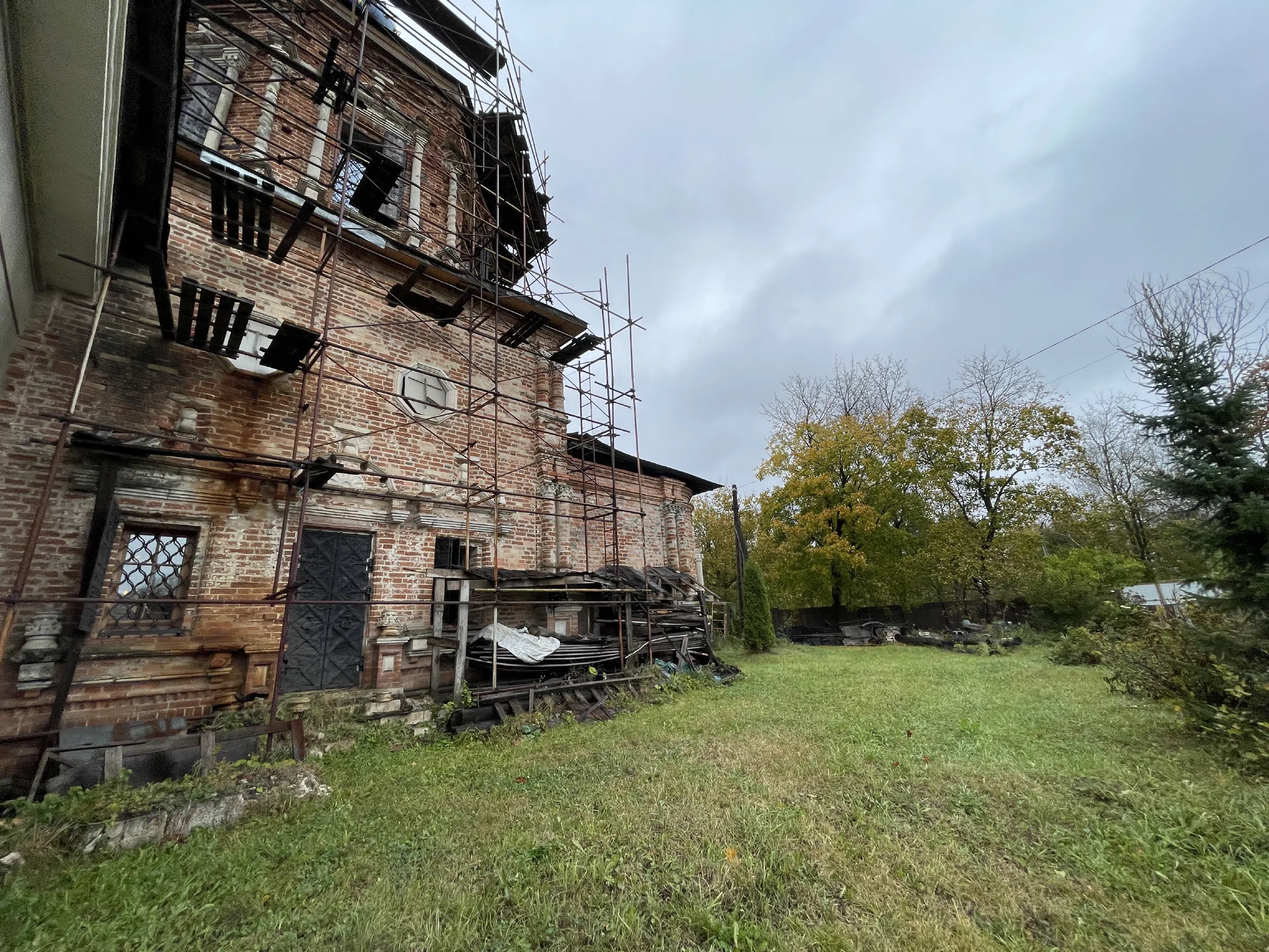Церковь в лесах, фото 12