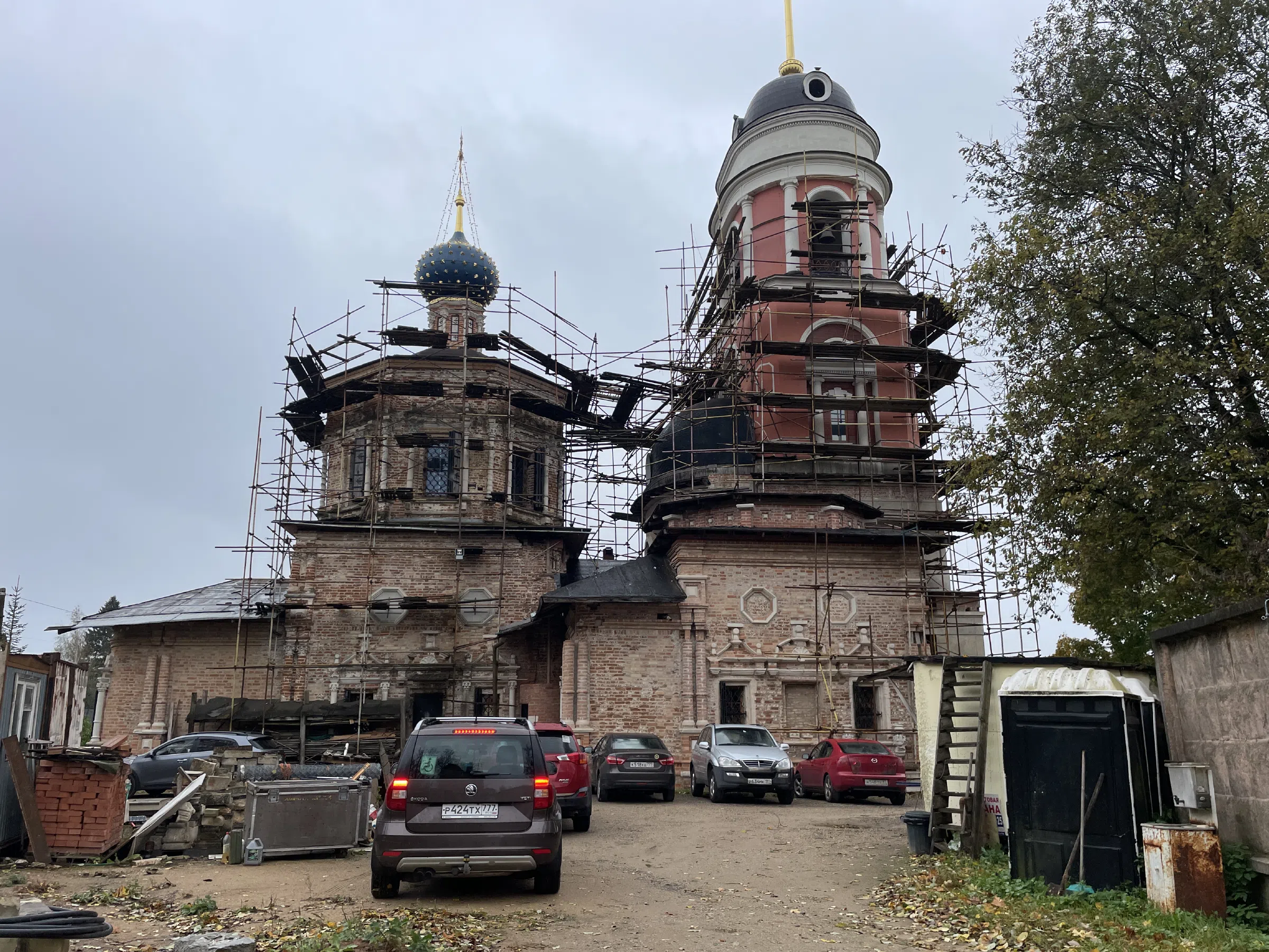 Церковь в лесах, фото 4