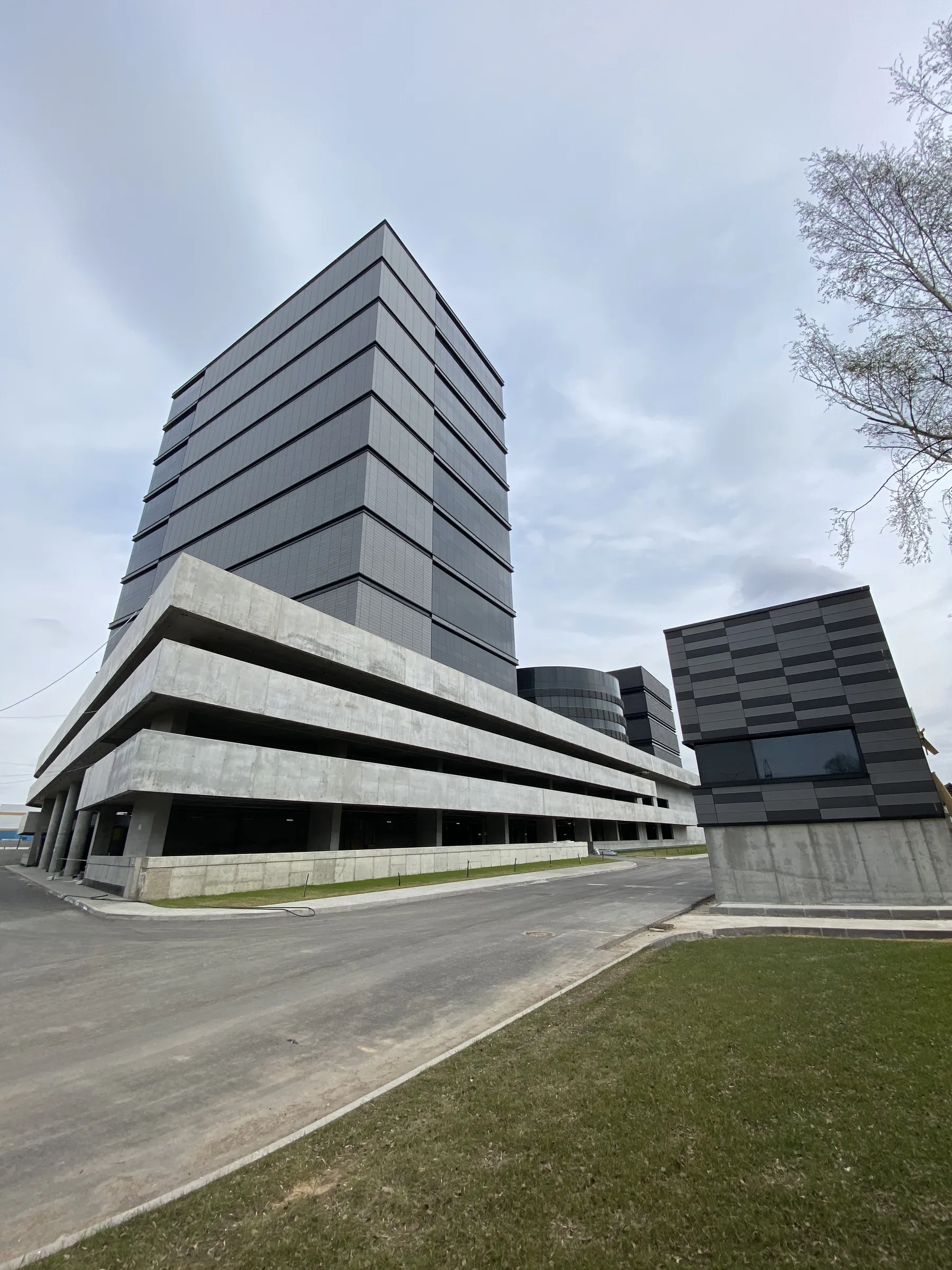 Парковка с въездом в тоннель, фото 22