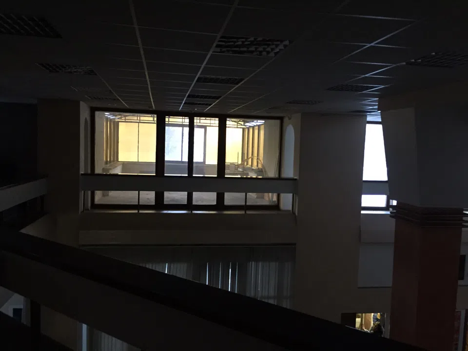 Большой двухэтажный холл, фото 11